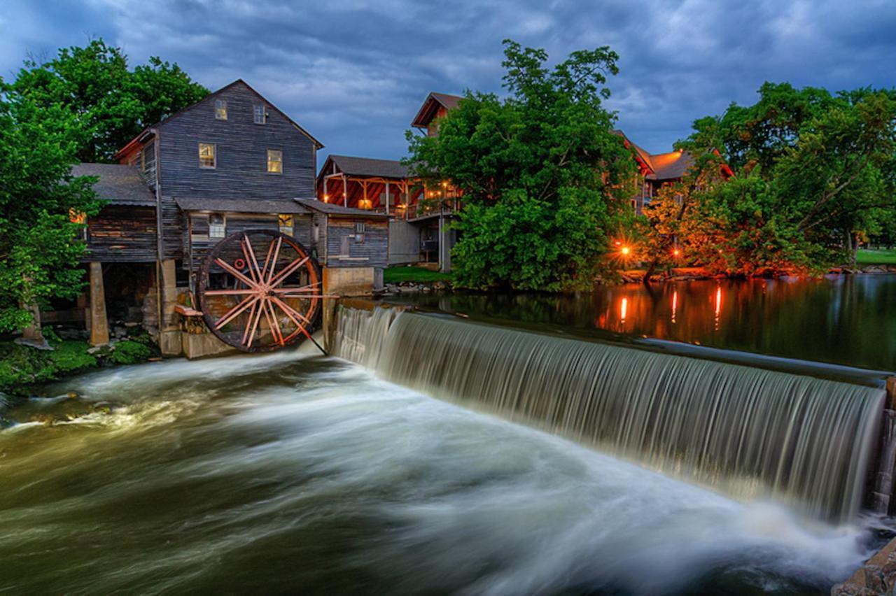 Four Bears Den, Hot Tub, 1089 Of Free Attraction Tickets For Each Paid Day, Dollywood And More Gatlinburg Exterior foto