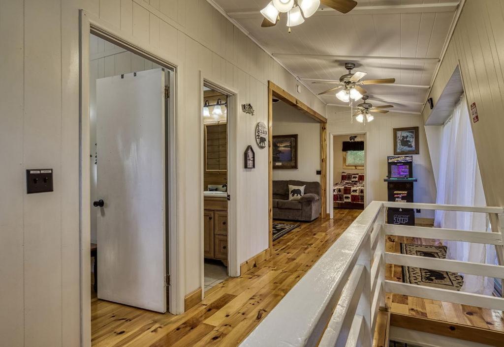 Four Bears Den, Hot Tub, 1089 Of Free Attraction Tickets For Each Paid Day, Dollywood And More Gatlinburg Exterior foto
