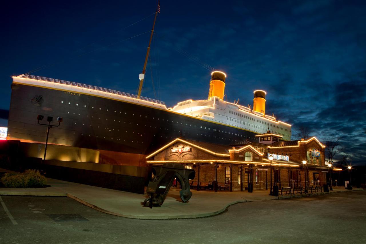 Four Bears Den, Hot Tub, 1089 Of Free Attraction Tickets For Each Paid Day, Dollywood And More Gatlinburg Exterior foto