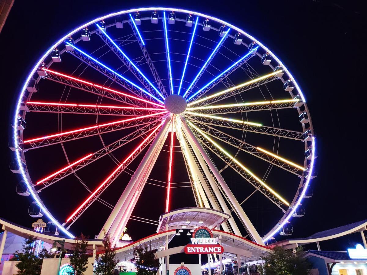 Four Bears Den, Hot Tub, 1089 Of Free Attraction Tickets For Each Paid Day, Dollywood And More Gatlinburg Exterior foto